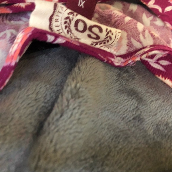 Spring Blouse - Picture 3 of 3